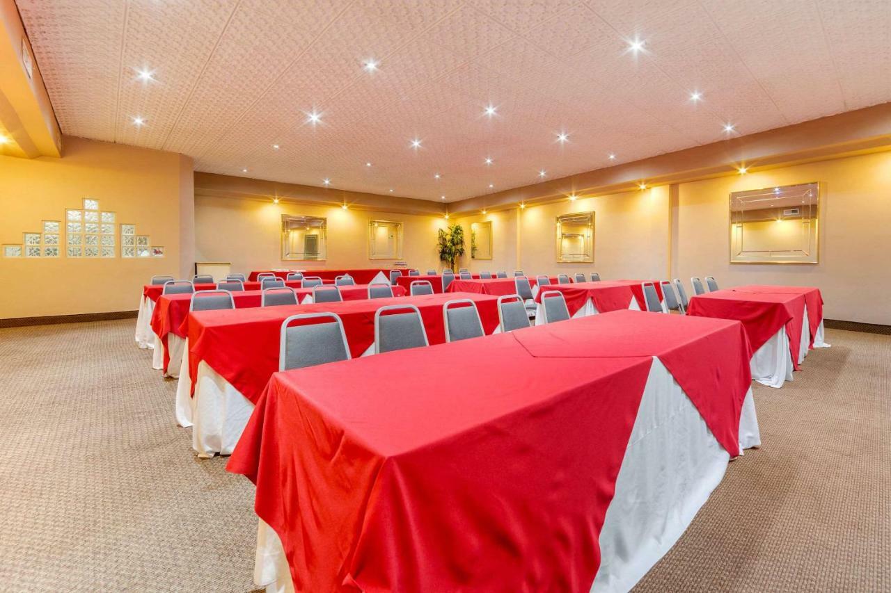 Quality Inn Piedras Negras Exterior photo